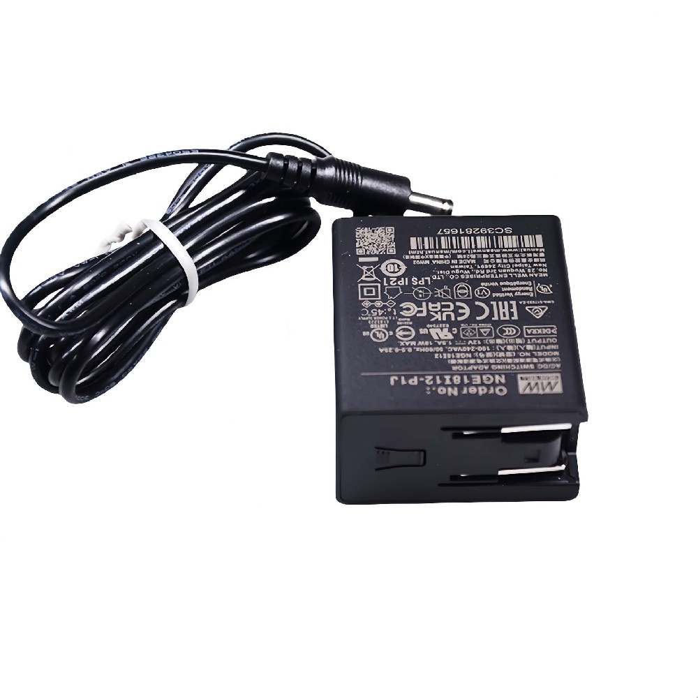 NGE1805-P1J  18W 高可靠壁掛式可換插頭綠能 AC-DC 適配器
